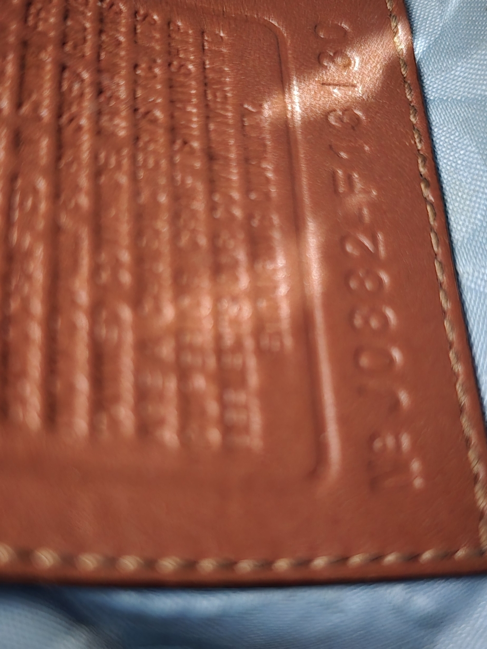VINTAGE Coach Tan Brown Leather Shoulder Bag with Front Pocket Details - Picture 5 of 7